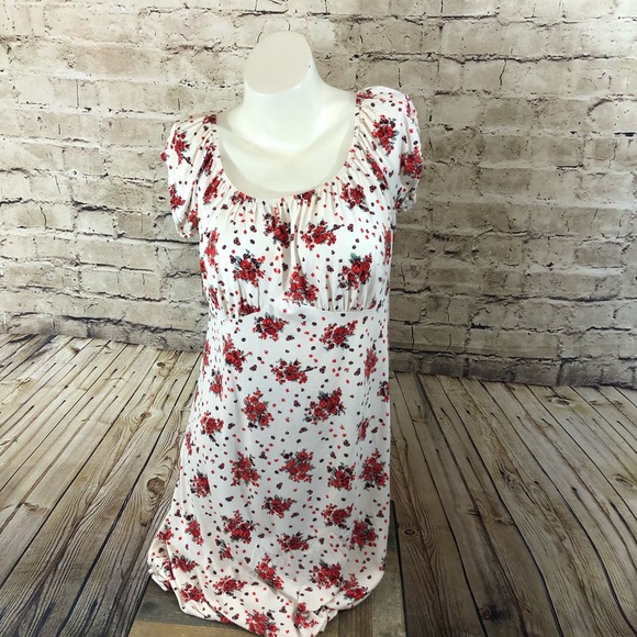 biu biu Dresses & Skirts - Short sleeve flowy floral summer dress size 42BB
